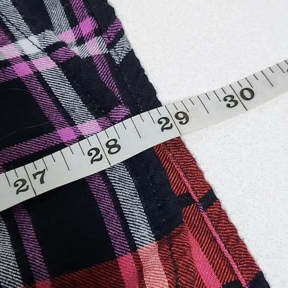 Braeve Flannel plaid peplum button down red black large - Picture 13 of 13